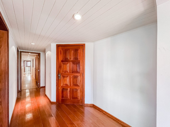 Imagem Apartamento com 3 Quartos à Venda, 182 m² em Moinhos De Vento - Porto Alegre