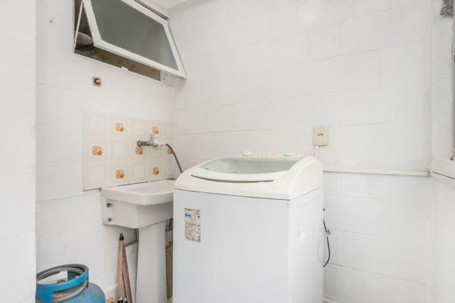 Imagem Imóvel com 1 Quarto à Venda, 58 m² em Bom Fim - Porto Alegre Imagem Imóvel com 1 Quarto à Venda, 58 m² em Bom Fim - Porto Alegre