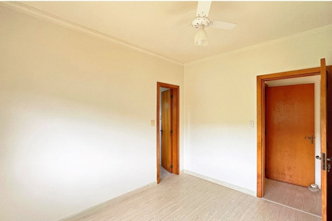 Imagem Imóvel com 3 Quartos à Venda, 83 m² em Nonoai - Porto Alegre