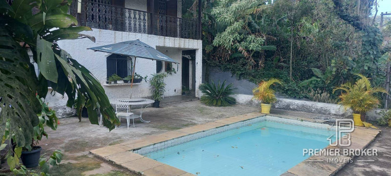 Imagem Casa com 4 Quartos à Venda, 230 m² em Bom Retiro - Teresópolis