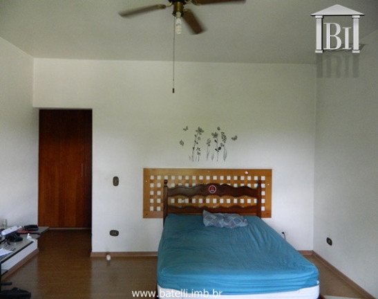 Imagem Casa de Condomínio com 4 Quartos à Venda, 300 m² em Granja Viana - Cotia Imagem Casa de Condomínio com 4 Quartos à Venda, 300 m² em Granja Viana - Cotia