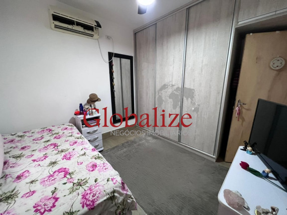 Imagem Imóvel com 2 Quartos à Venda, em Boqueirão - Santos Imagem Imóvel com 2 Quartos à Venda, em Boqueirão - Santos
