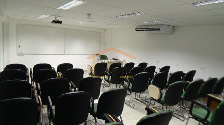 Sala Comercial para Alugar, 330 m² em Santana - São Paulo