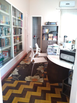 Imagem Casa com 5 Quartos à Venda,  em Centro - Santa Maria