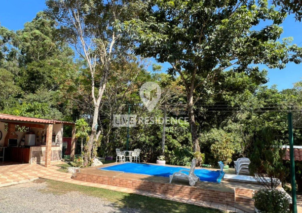 Chácara com 4 Quartos à Venda, 220 m² em Vivendas Do Engenho D'água - Itatiba