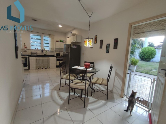 Imagem Casa com 4 Quartos à Venda, 184 m² em Retiro - São Pedro Da Aldeia