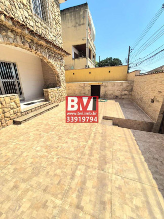 Imagem Casa com 3 Quartos à Venda, 365 m² em Braz De Pina - Rio De Janeiro Imagem Casa com 3 Quartos à Venda, 365 m² em Braz De Pina - Rio De Janeiro