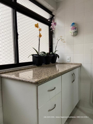 Imagem Apartamento com 3 Quartos à Venda, 109 m² em Centro - Florianópolis