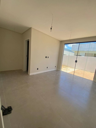 Imagem Casa com 3 Quartos à Venda, 307 m² em Centro - Barra Dos Coqueiros Imagem Casa com 3 Quartos à Venda, 307 m² em Centro - Barra Dos Coqueiros