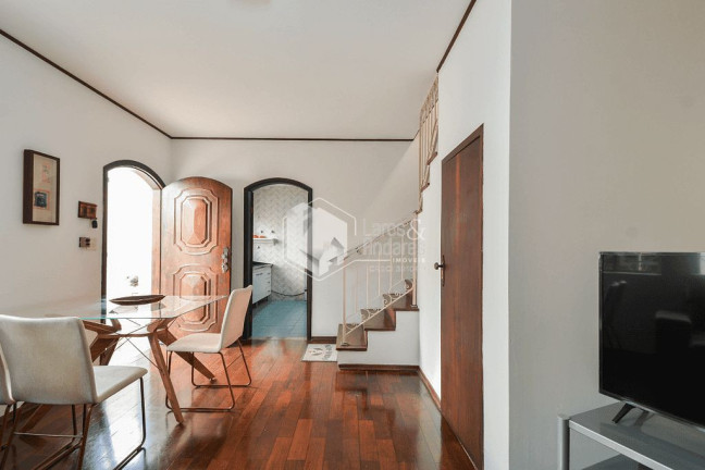 Imagem Casa com 5 Quartos à Venda, 309 m² em Saúde - São Paulo