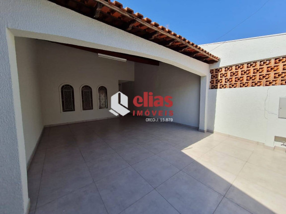 Casa com 3 Quartos à Venda, 200 m² em Vila Santa Rosa - Bauru