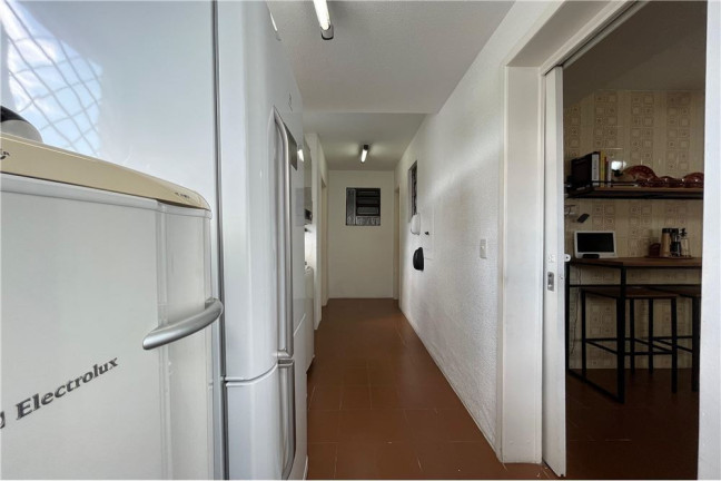Imagem Casa com 3 Quartos à Venda, 300 m² em Jardim Carvalho - Porto Alegre Imagem Casa com 3 Quartos à Venda, 300 m² em Jardim Carvalho - Porto Alegre
