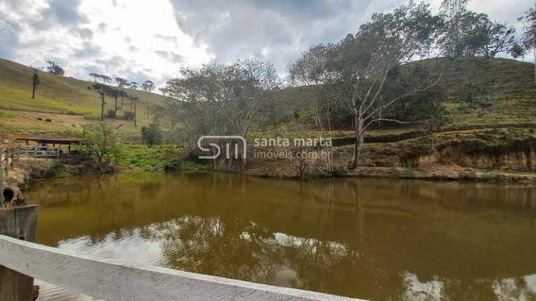 Imagem Imóvel com 3 Quartos à Venda, 1 m² em Bairro Calunga/peitudo - Silveiras
