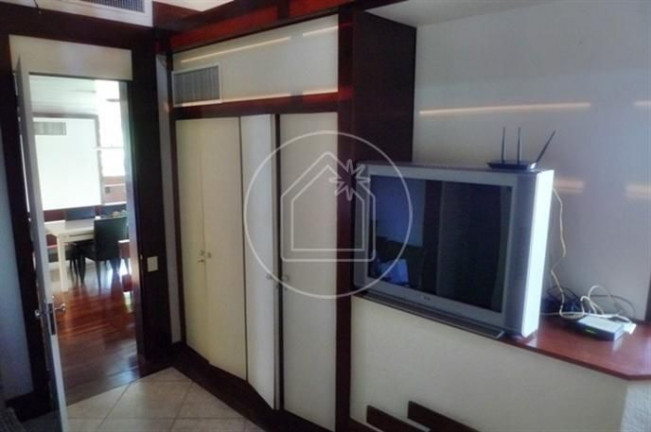 Imagem Casa com 4 Quartos à Venda, 808 m² em Itanhangá - Rio De Janeiro