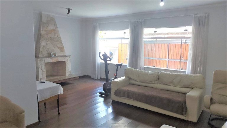 Imagem Casa com 4 Quartos à Venda, 224 m² em Interlagos - São Paulo