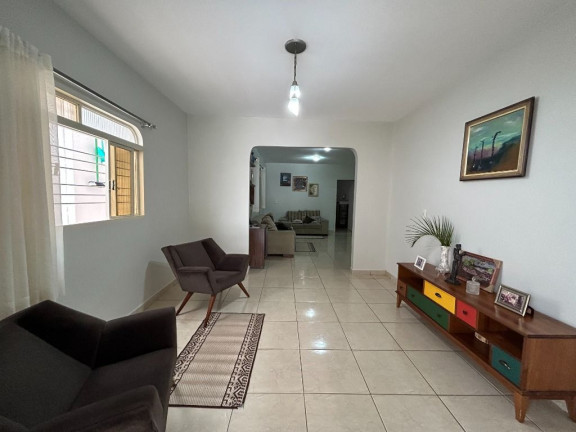 Imagem Casa com 3 Quartos à Venda, 191 m² em Setor Sudoeste - Goiânia Imagem Casa com 3 Quartos à Venda, 191 m² em Setor Sudoeste - Goiânia