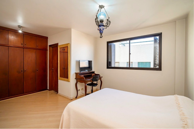 Imagem Imóvel com 3 Quartos à Venda, 142 m² em Juvevê - Curitiba Imagem Imóvel com 3 Quartos à Venda, 142 m² em Juvevê - Curitiba