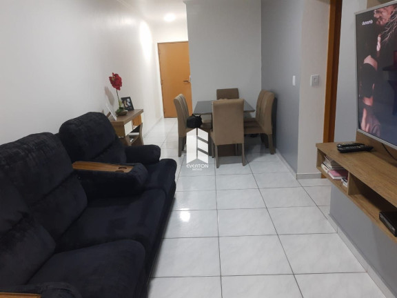 Imagem Apartamento com 2 Quartos à Venda, 72 m² em Duque De Caxias - Santa Maria