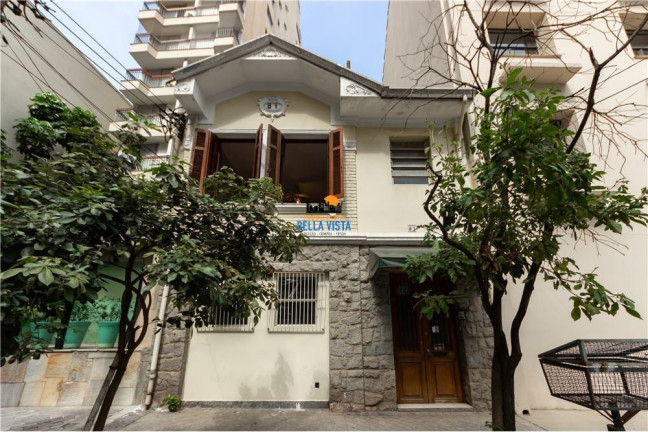 Casa com 6 Quartos à Venda,  em Jardim Paulista - São Paulo