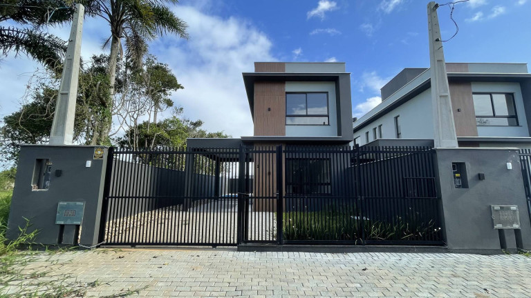 Imagem Casa com 3 Quartos à Venda, 204 m² em Quinta Dos Açorianos - Barra Velha Imagem Casa com 3 Quartos à Venda, 204 m² em Quinta Dos Açorianos - Barra Velha