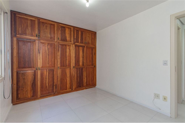 Imagem Apartamento com 2 Quartos à Venda, 66 m² em Cavalhada - Porto Alegre