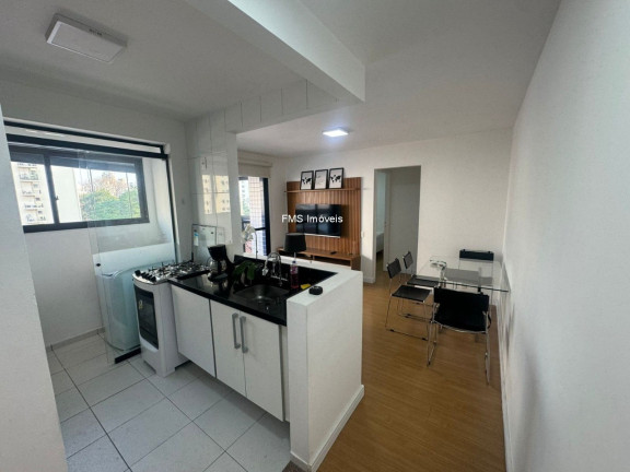 Imóvel com 1 Quarto para Alugar, 31 m² em Vila Olímpia - São Paulo