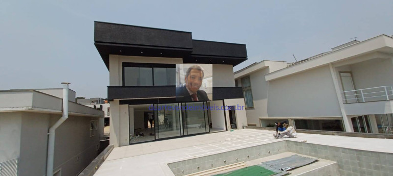Imagem Casa de Condomínio com 4 Quartos à Venda, 720 m² em Jardim Do Golf I - Jandira