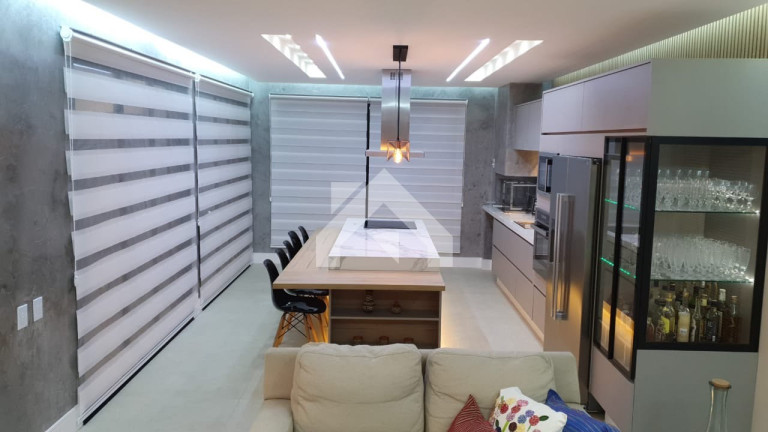 Imagem Casa de Condomínio com 4 Quartos à Venda, 378 m² em Aldeia Da Serra - Santana De Parnaíba Imagem Casa de Condomínio com 4 Quartos à Venda, 378 m² em Aldeia Da Serra - Santana De Parnaíba