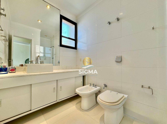 Imagem Apartamento com 3 Quartos à Venda, 190 m² em Pitangueiras - Guarujá Imagem Apartamento com 3 Quartos à Venda, 190 m² em Pitangueiras - Guarujá