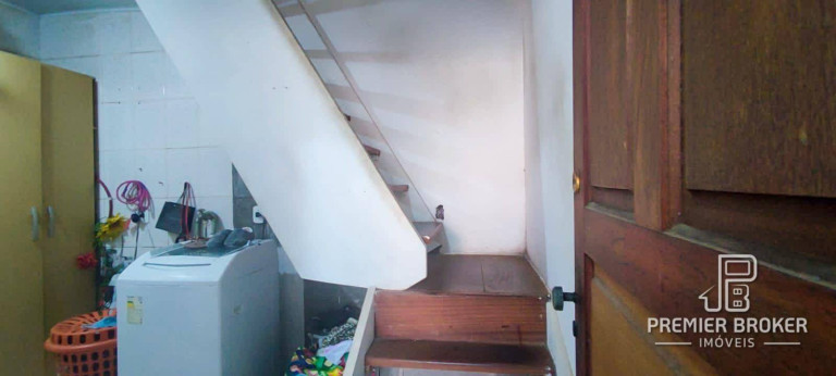 Imagem Casa com 4 Quartos à Venda, 145 m² em Artistas - Teresópolis