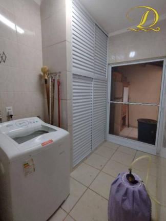 Imagem Sobrado com 3 Quartos à Venda, 120 m² em Canto Do Forte - Praia Grande