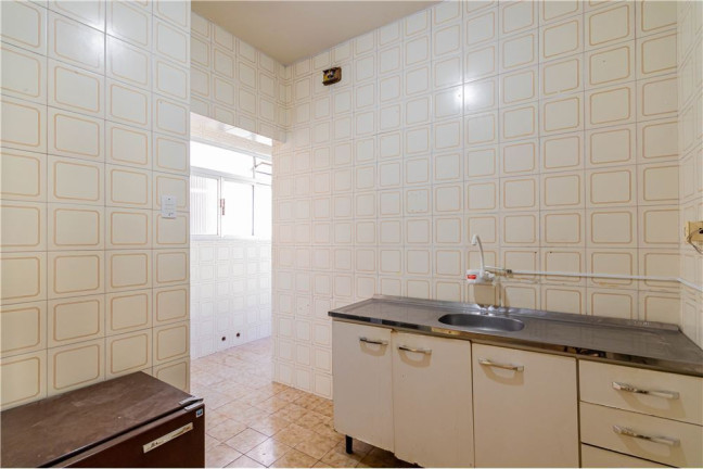Imagem Imóvel com 3 Quartos à Venda, em Independência - Porto Alegre Imagem Imóvel com 3 Quartos à Venda, em Independência - Porto Alegre