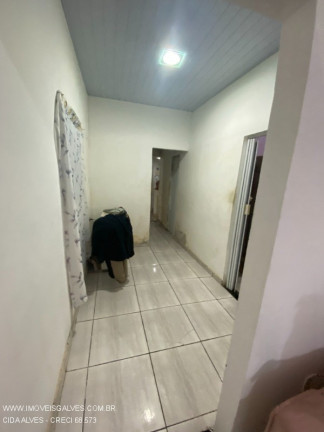 Imagem Sobrado com 4 Quartos à Venda, 400 m² em Saracuruna - Duque De Caxias