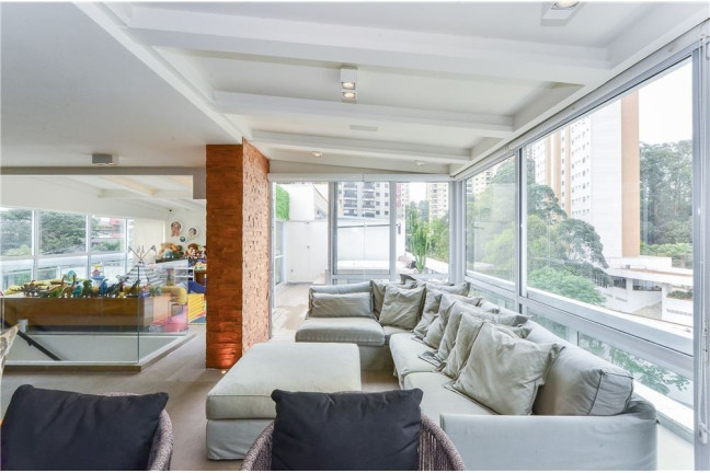 Imagem Imóvel com 3 Quartos à Venda, 270 m² em Vila Andrade - São Paulo