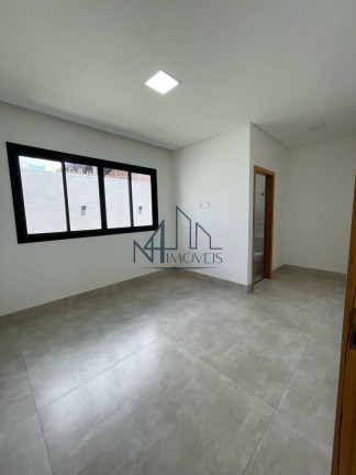 Imagem Casa com 3 Quartos à Venda, 445 m² em Setor Bueno - Goiânia Imagem Casa com 3 Quartos à Venda, 445 m² em Setor Bueno - Goiânia