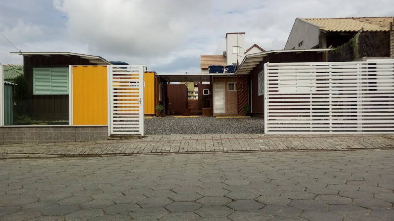 Imagem Apartamento com 1 Quarto para Temporada, 32 m² em Bombas - Bombinhas