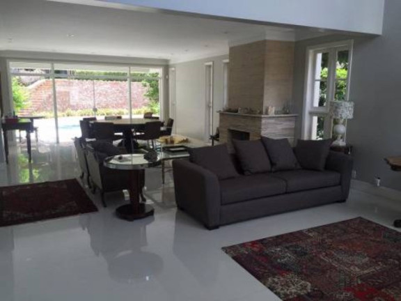 Imagem Casa com 4 Quartos para Temporada, 650 m² em Jardim Novo Mundo - Jundiaí