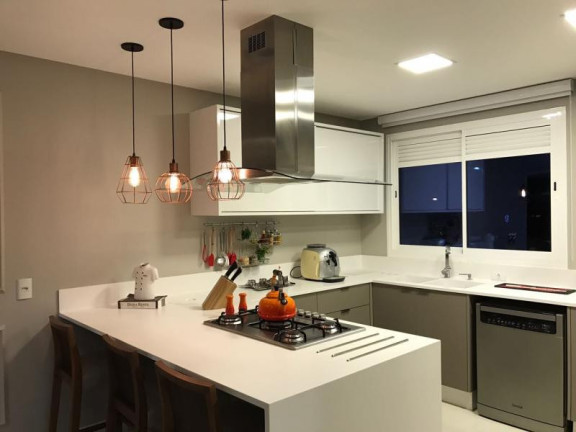 Imagem Apartamento com 3 Quartos para Temporada, 187 m² em Centro - Balneário Camboriú Imagem Apartamento com 3 Quartos para Temporada, 187 m² em Centro - Balneário Camboriú