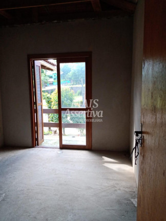 Imagem Casa com 3 Quartos à Venda, 290 m² em Petrópolis - Novo Hamburgo