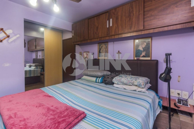 Imagem Casa com 3 Quartos à Venda, 381 m² em Tristeza - Porto Alegre
