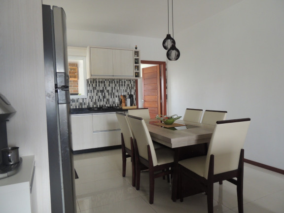 Imagem Casa com 3 Quartos à Venda, 127 m² em Areias De Palhocinha - Garopaba