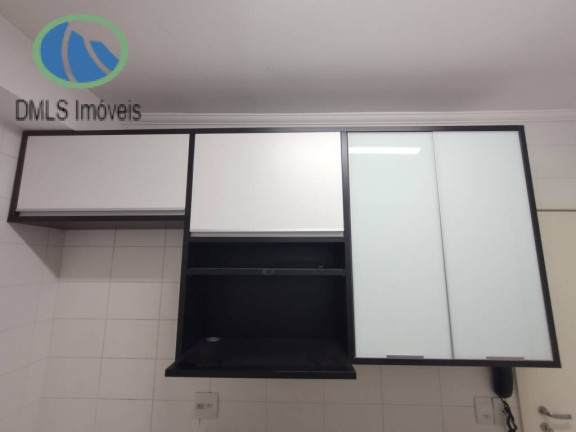 Imagem Apartamento com 3 Quartos à Venda, 85 m² em Jardim Tupanci - Barueri