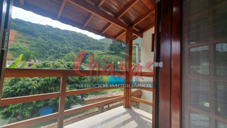 Imagem Casa com 4 Quartos à Venda, em Caraguatatuba Imagem Casa com 4 Quartos à Venda, em Caraguatatuba
