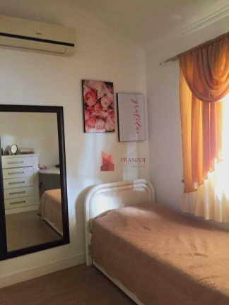 Imagem Casa com 3 Quartos à Venda, 292 m² em Dom Bosco - Itajaí