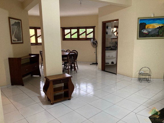 Imagem Casa com 6 Quartos à Venda, 375 m² em Centro - Ubatuba Imagem Casa com 6 Quartos à Venda, 375 m² em Centro - Ubatuba