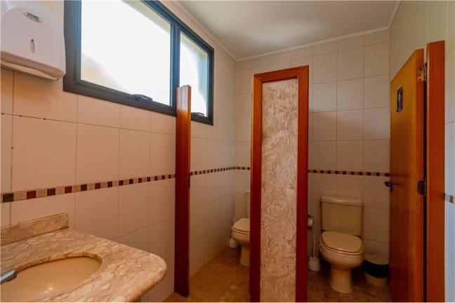 Imagem Imóvel com 3 Quartos à Venda,  em Menino Deus - Porto Alegre