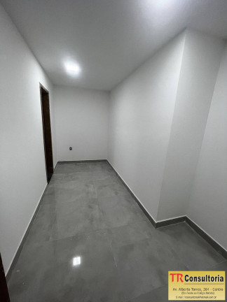 Imagem Casa com 3 Quartos à Venda, 180 m² em Campos Dos Goytacazes Imagem Casa com 3 Quartos à Venda, 180 m² em Campos Dos Goytacazes