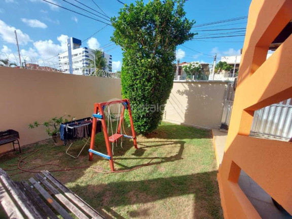 Imagem Casa com 3 Quartos à Venda, 180 m² em Lagoa Nova - Natal Imagem Casa com 3 Quartos à Venda, 180 m² em Lagoa Nova - Natal