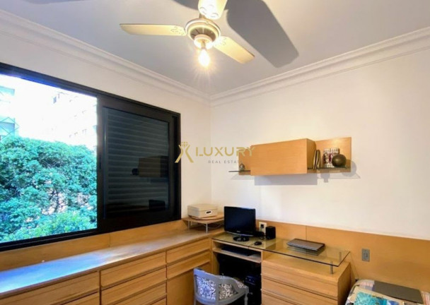 Imagem Imóvel com 4 Quartos à Venda, 230 m² em Lourdes - Belo Horizonte
