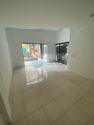 Imagem Sala Comercial à Venda, 54 m² em Hugo Lange - Curitiba Imagem Sala Comercial à Venda, 54 m² em Hugo Lange - Curitiba